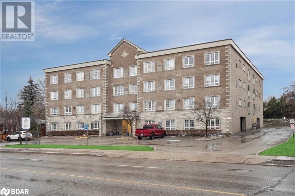 112 SIMCOE Road Unit# 410, Bradford, Ontario