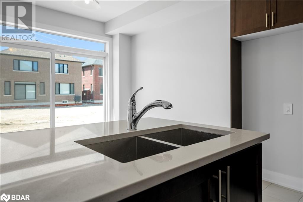 25 Corley Street, Lindsay, Ontario  K9V 6C2 - Photo 12 - 40684624