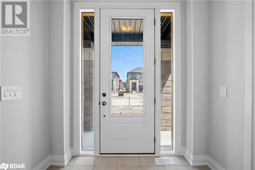 25 Corley Street, Lindsay, Ontario  K9V 6C2 - Photo 2 - 40684624