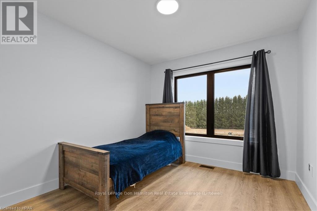 793 Bryans Drive, Huron East, Ontario  N0G 1H0 - Photo 37 - X11880268