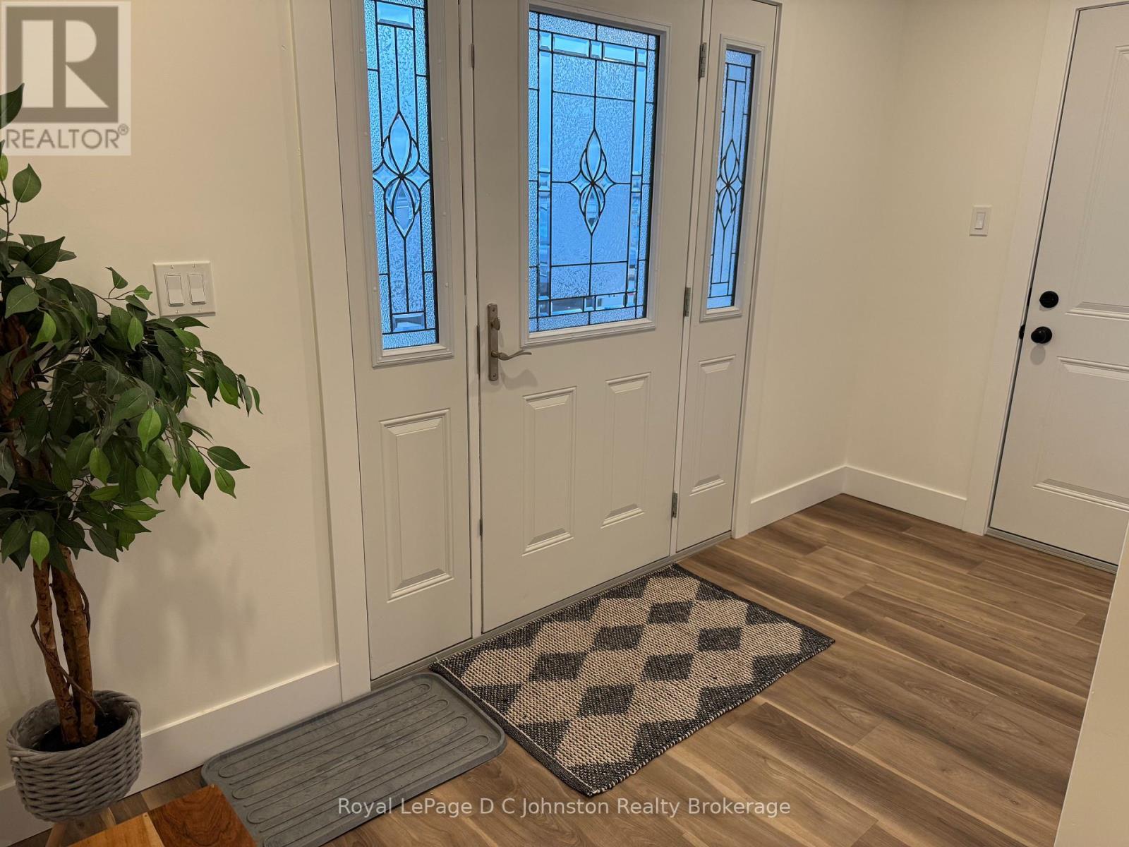 1093 Waterloo Street N, Saugeen Shores, Ontario  N0H 2C3 - Photo 9 - X11887330