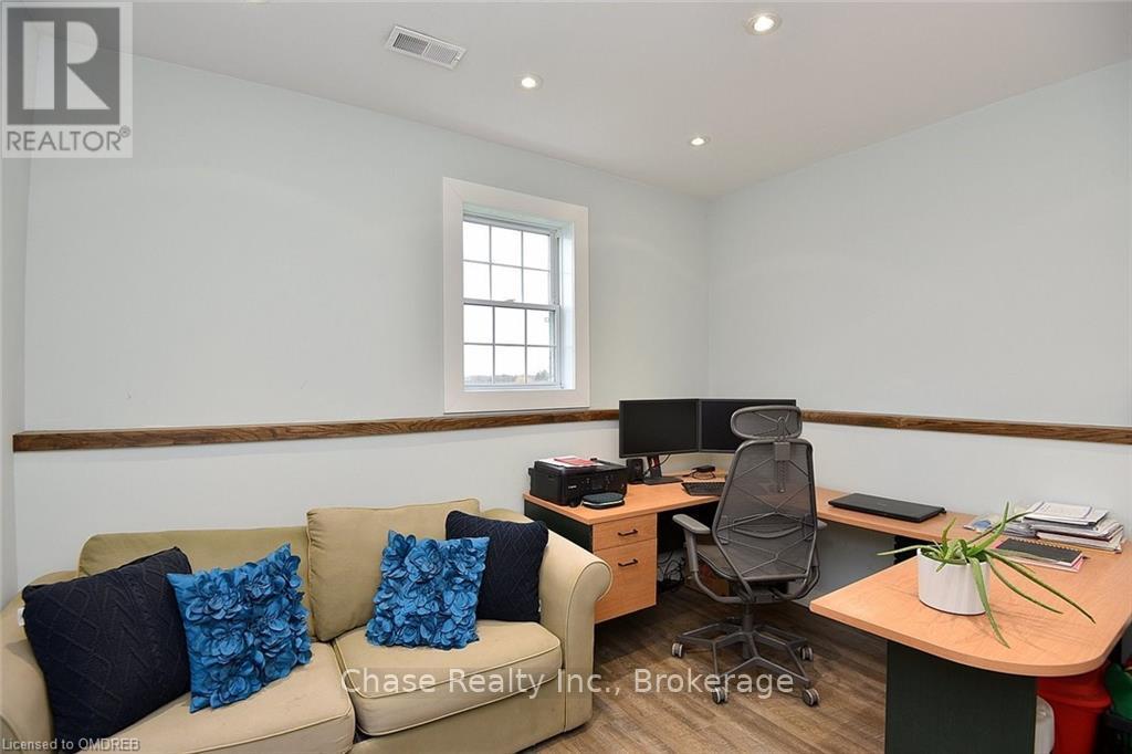 174 Painter Road, Brant, Ontario  N3W 2G9 - Photo 35 - X10403421