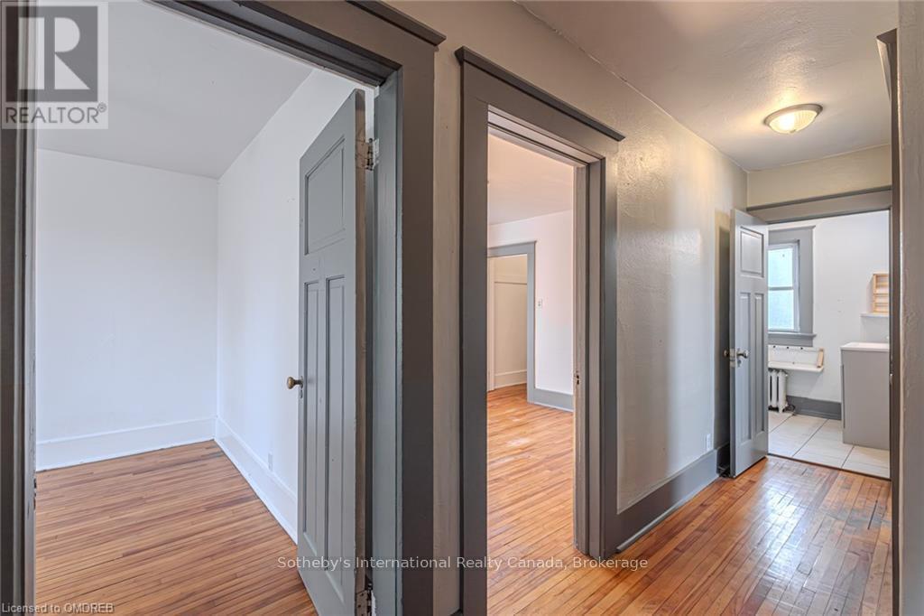 189 Park Street, Waterloo, Ontario  N2L 1Y7 - Photo 13 - X10404287