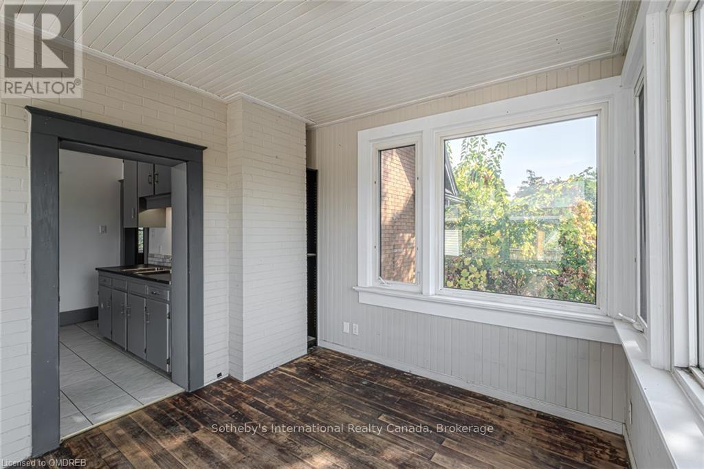 189 Park Street, Waterloo, Ontario  N2L 1Y7 - Photo 24 - X10404287