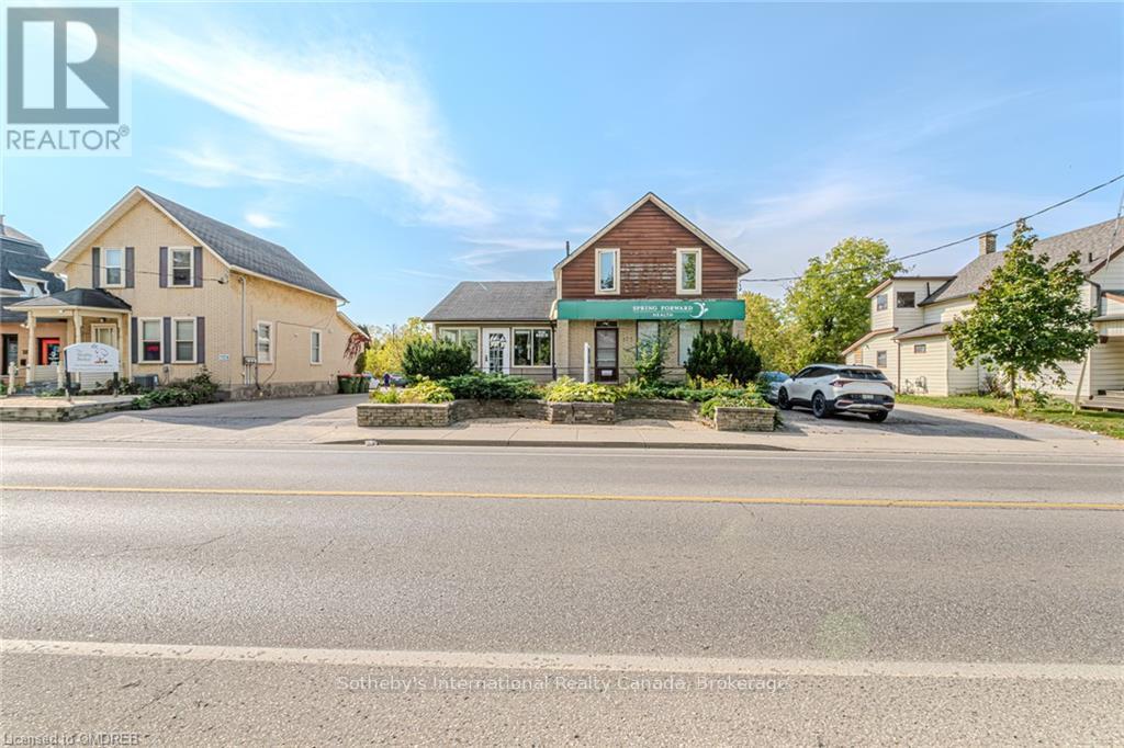 177 Park Street, Waterloo, Ontario  N2L 1Y7 - Photo 2 - X10404290