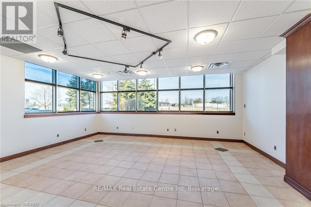 50,51 - 5100 South Service Road, Burlington, Ontario  L7L 6A5 - Photo 18 - W10403651