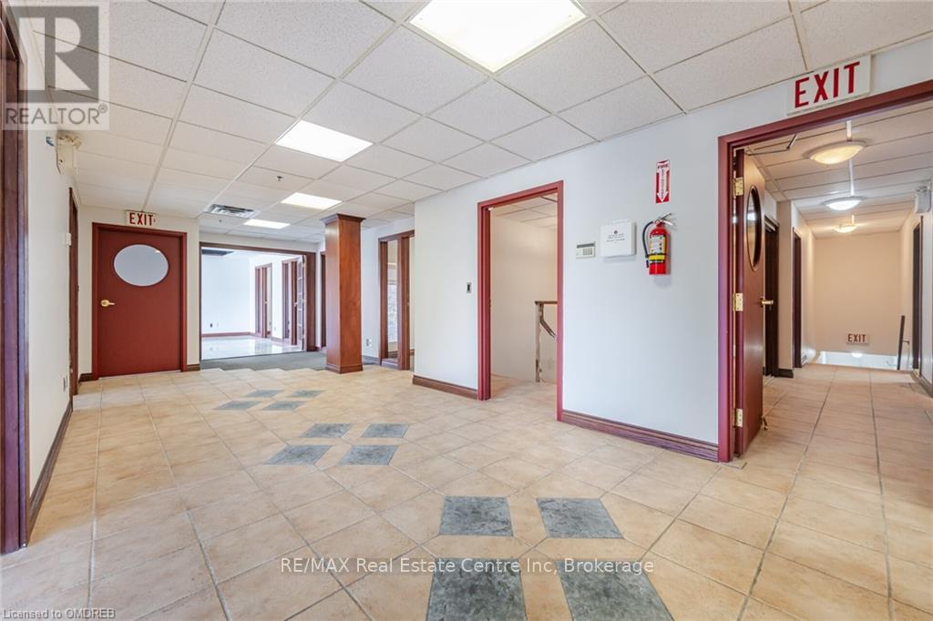 50,51 - 5100 South Service Road, Burlington, Ontario  L7L 6A5 - Photo 32 - W10403651