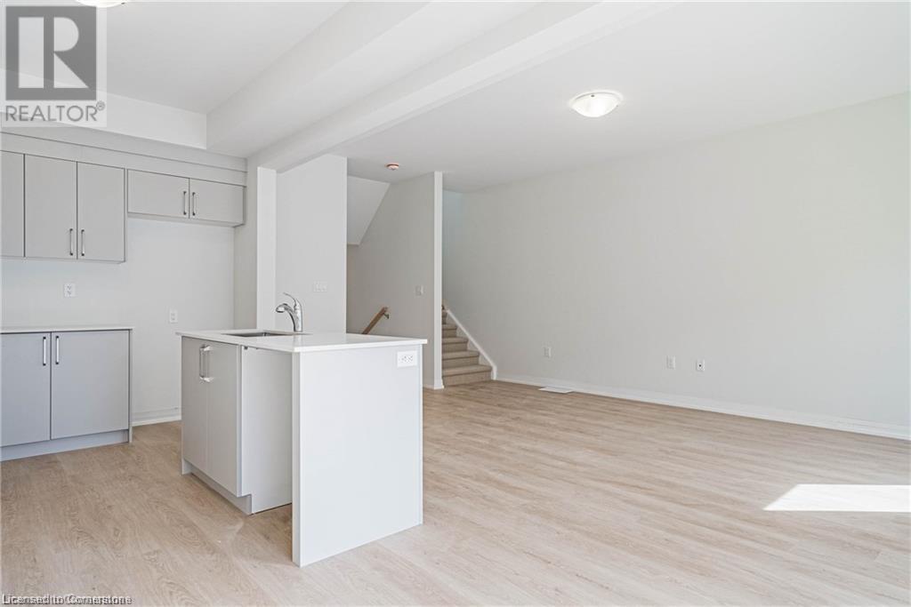 155 Equestrian Way Unit# 60, Cambridge, Ontario  N3E 0E8 - Photo 19 - 40683629