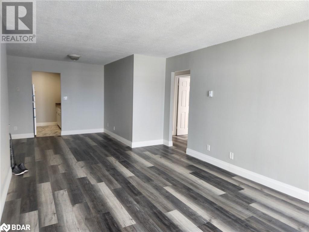 8800 Willoughby Drive Unit# 311, Niagara Falls, Ontario  L2G 6X8 - Photo 2 - 40684384