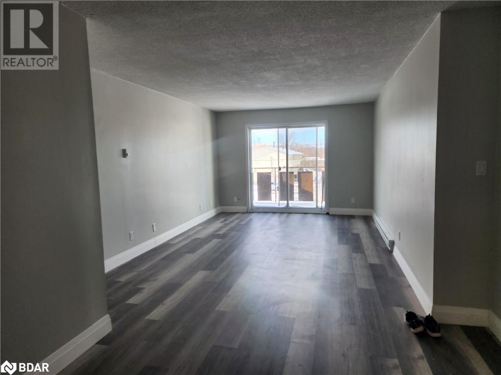 8800 Willoughby Drive Unit# 311, Niagara Falls, Ontario  L2G 6X8 - Photo 3 - 40684384