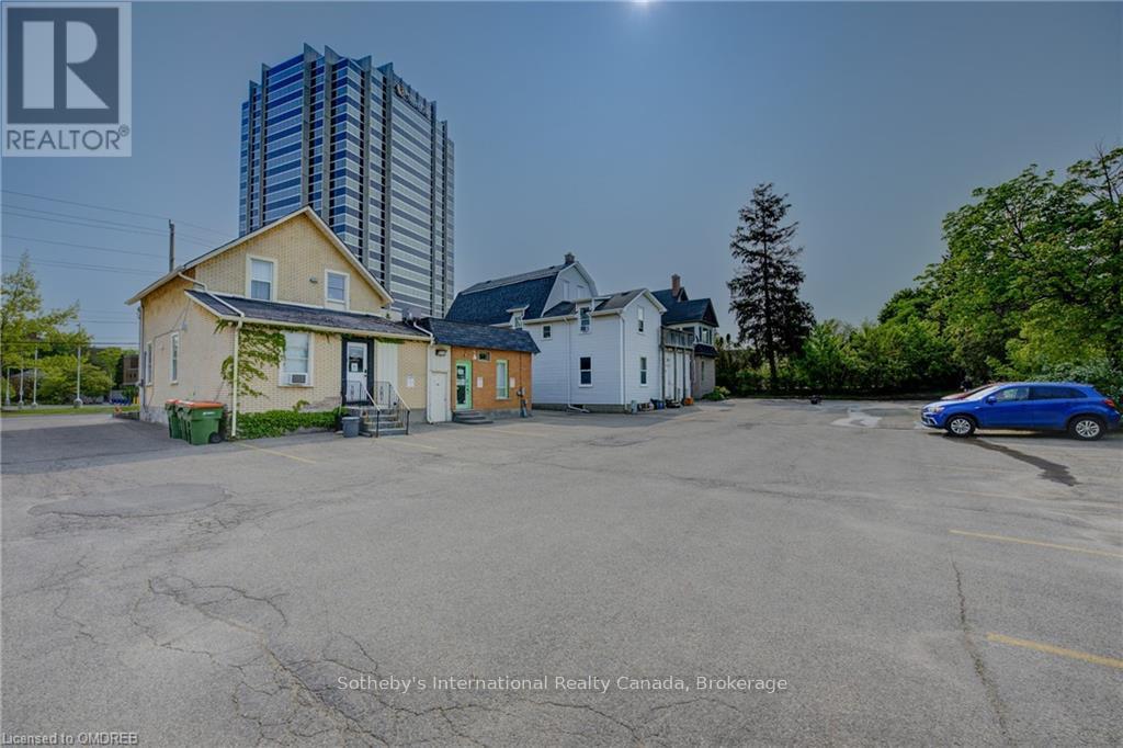 181 Park Street, Waterloo, Ontario  N2L 1Y7 - Photo 7 - X10404291