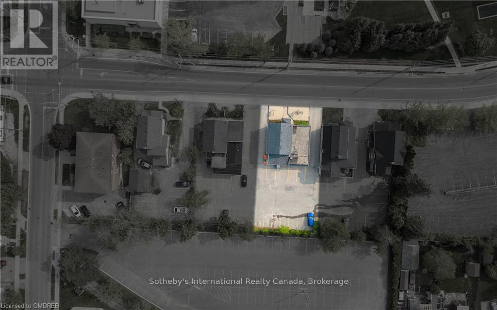 181 Park Street, Waterloo, Ontario  N2L 1Y7 - Photo 9 - X10404291