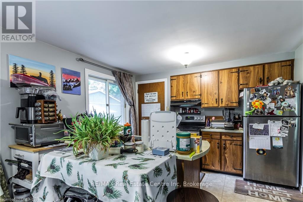 2532 Reid Side Road, Milton, Ontario  L0P 1B0 - Photo 11 - W10403862