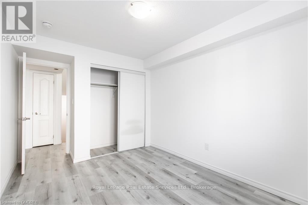 42-02 - 2420 Baronwood Drive, Oakville, Ontario  L6M 0J7 - Photo 27 - W10404065