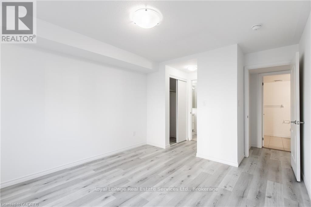 42-02 - 2420 Baronwood Drive, Oakville, Ontario  L6M 0J7 - Photo 31 - W10404065