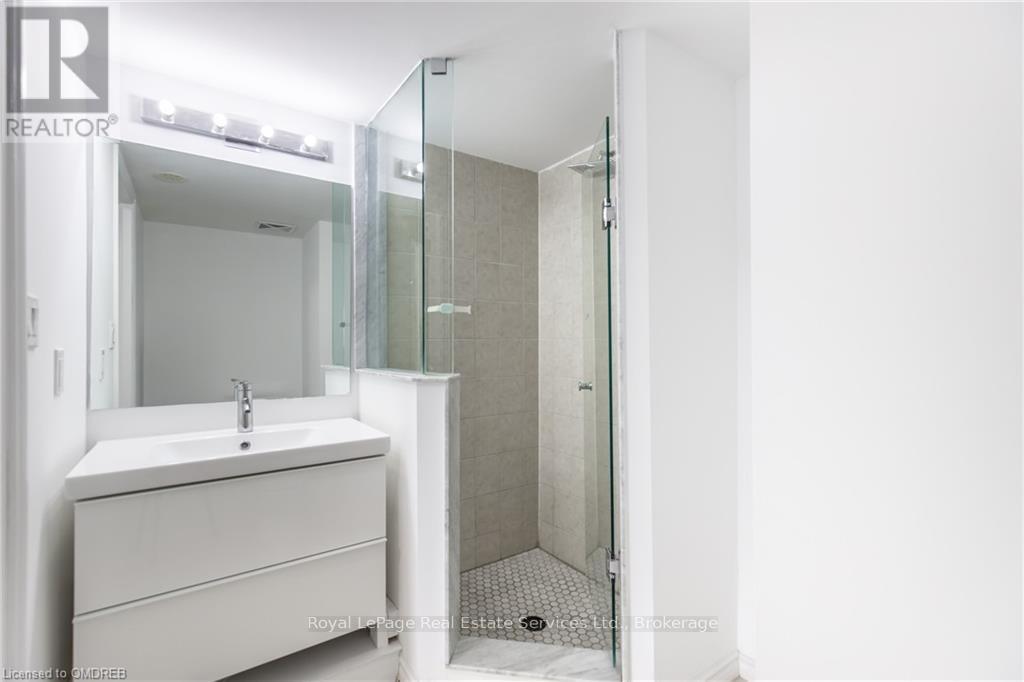 42-02 - 2420 Baronwood Drive, Oakville, Ontario  L6M 0J7 - Photo 37 - W10404065