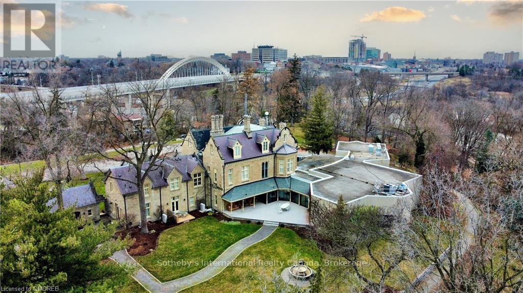 109 ST. PAUL CRESCENT, St. Catharines, Ontario