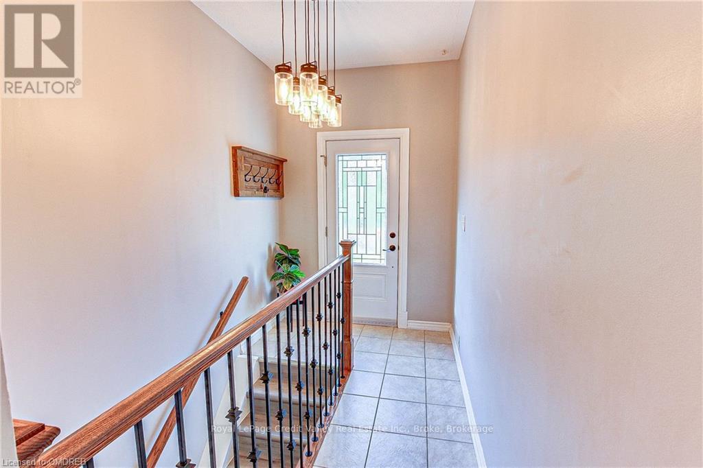 17b Lingwood Drive, Norfolk County, Ontario  N0E 1Y0 - Photo 3 - X10403550
