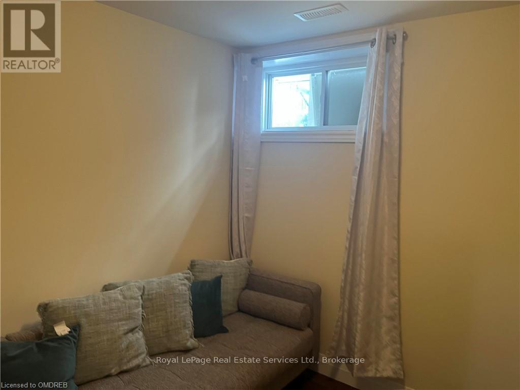 614 West 5th Street, Hamilton, Ontario  L9C 3R2 - Photo 7 - X10404344