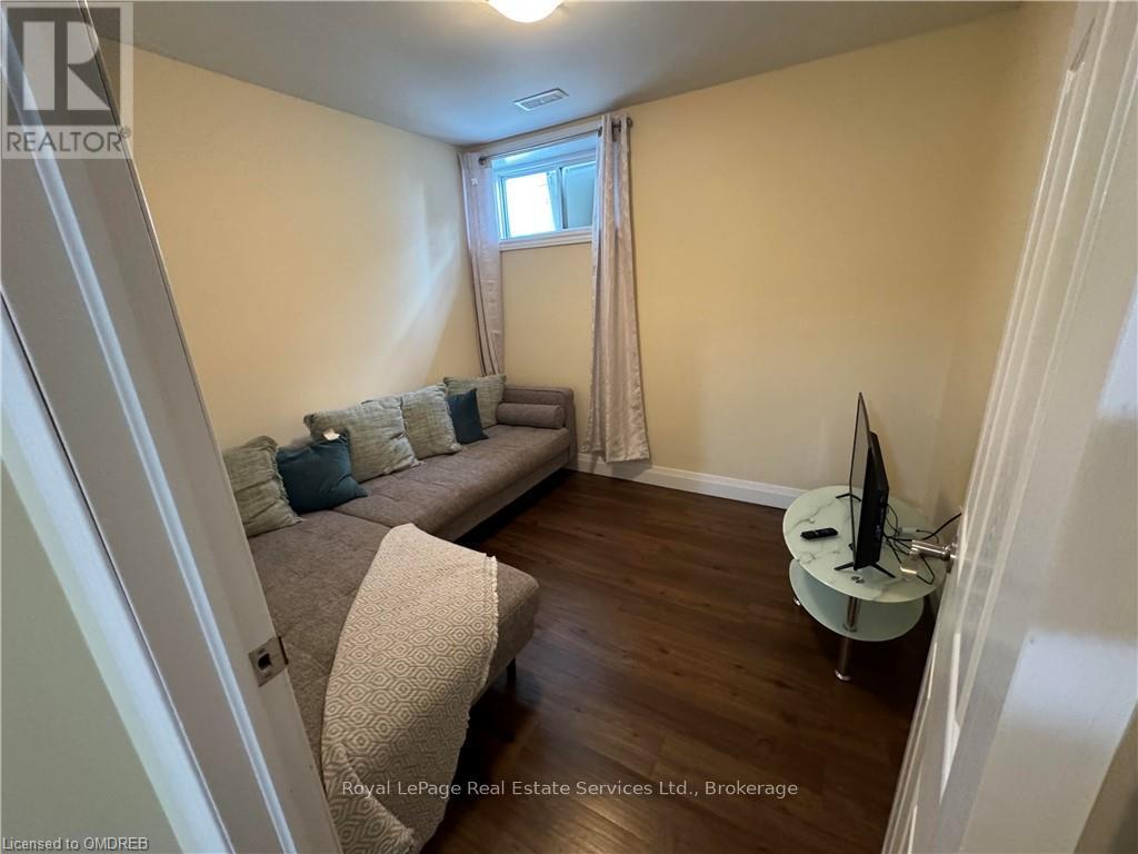 614 West 5th Street, Hamilton, Ontario  L9C 3R2 - Photo 8 - X10404344