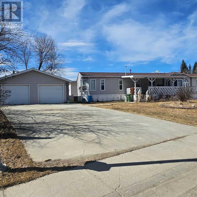 4001 6a Avenue, Edson, Alberta  T7E 1X9 - Photo 1 - A2183112