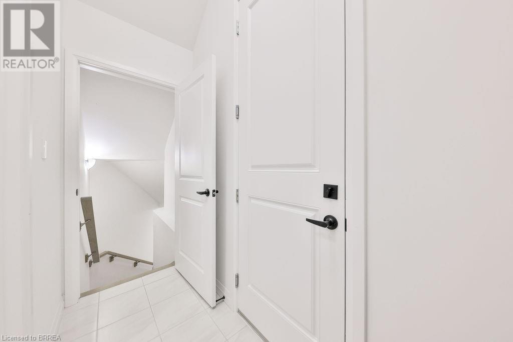 24 Broddy Avenue Unit# Lower, Brantford, Ontario  N3T 0V2 - Photo 6 - 40680260