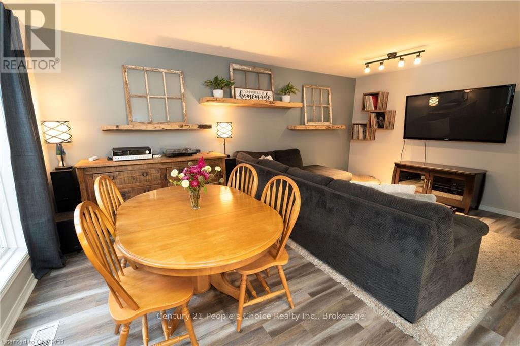 7657 Trackview Street, Niagara Falls, Ontario  L2H 2Z6 - Photo 8 - X10403620