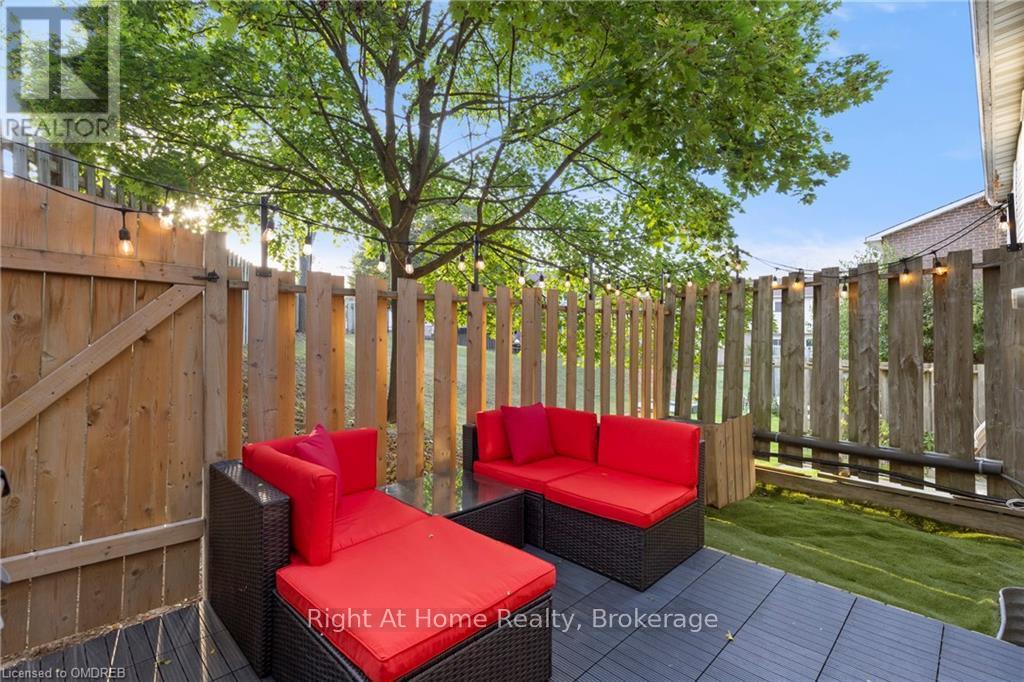 312b Bluevale Street N, Waterloo, Ontario  N2J 4G3 - Photo 37 - X10404092