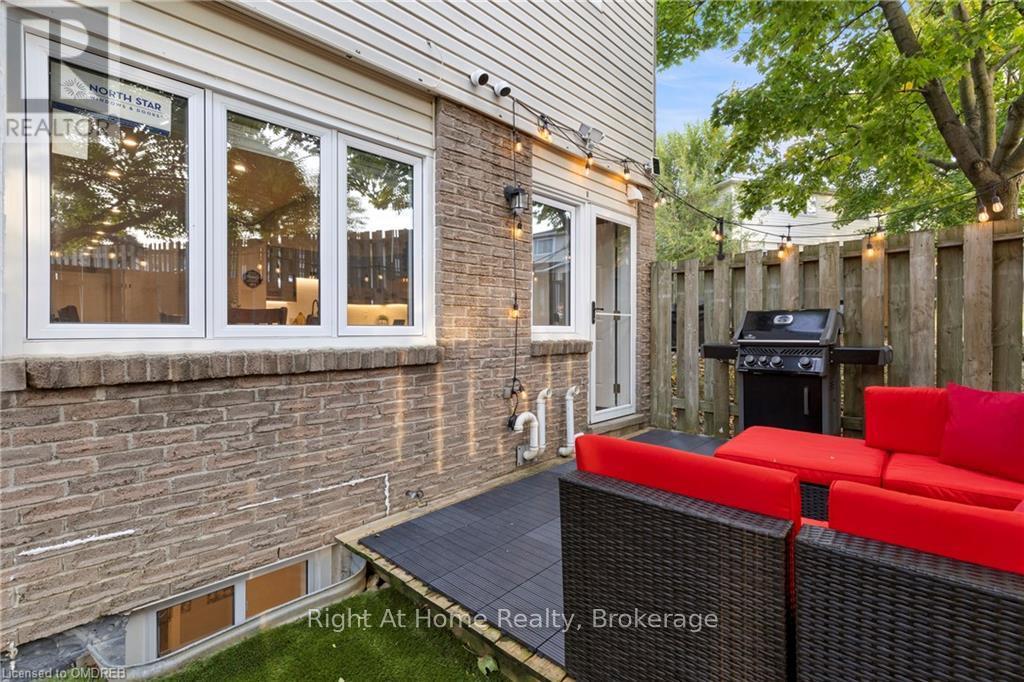 312b Bluevale Street N, Waterloo, Ontario  N2J 4G3 - Photo 39 - X10404092