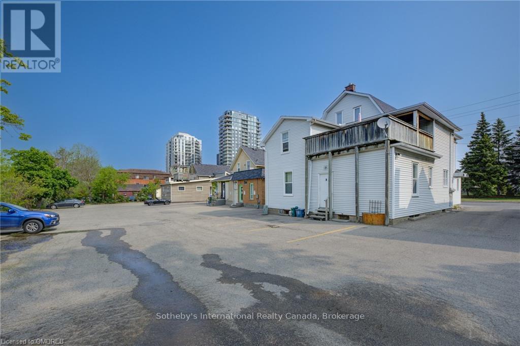 185 Park Street, Waterloo, Ontario  N2L 1Y7 - Photo 10 - X10404286