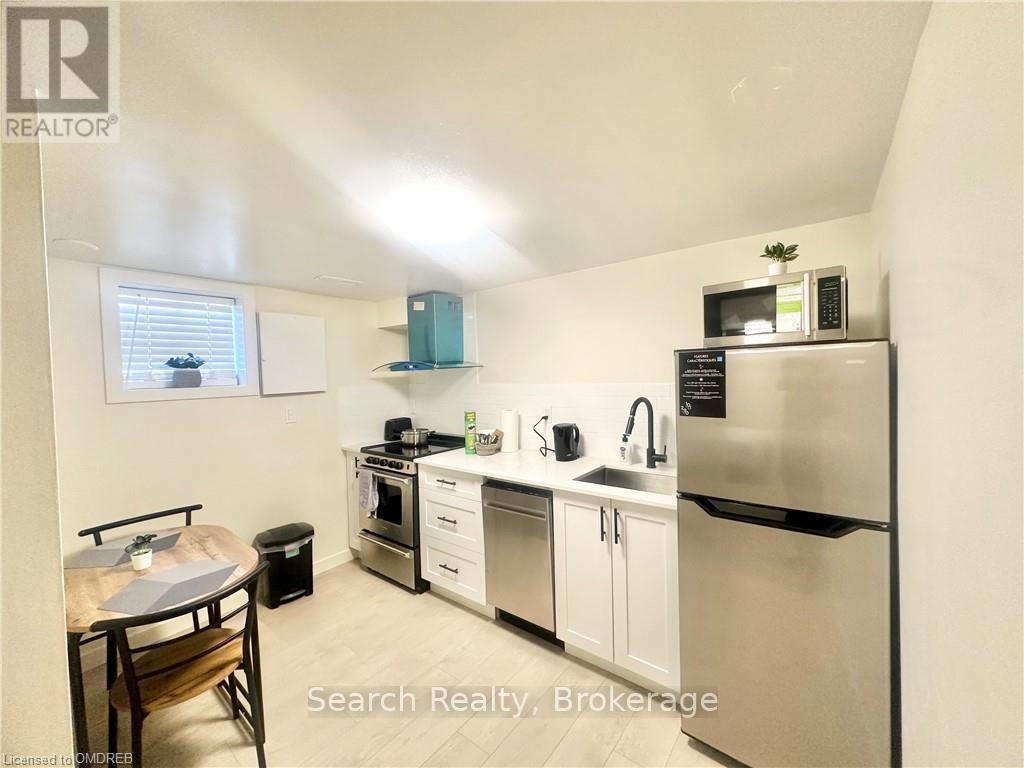 14 Kennedy Avenue, Kitchener, Ontario  N2G 2Z8 - Photo 17 - X10404346