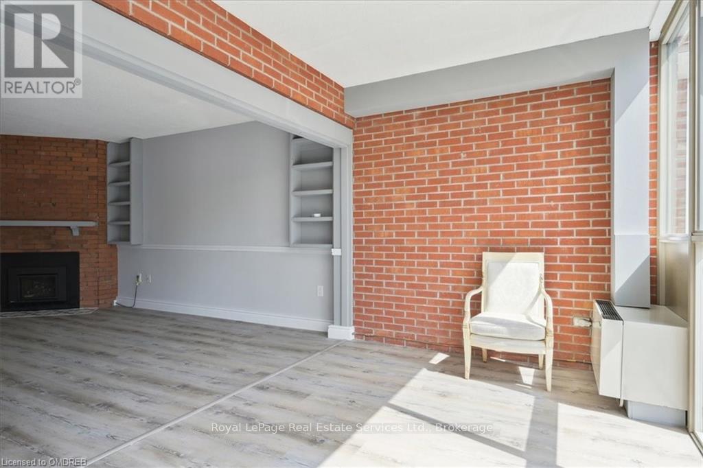 102 - 162 Reynolds Street, Oakville, Ontario  L6J 3K9 - Photo 12 - W10403687