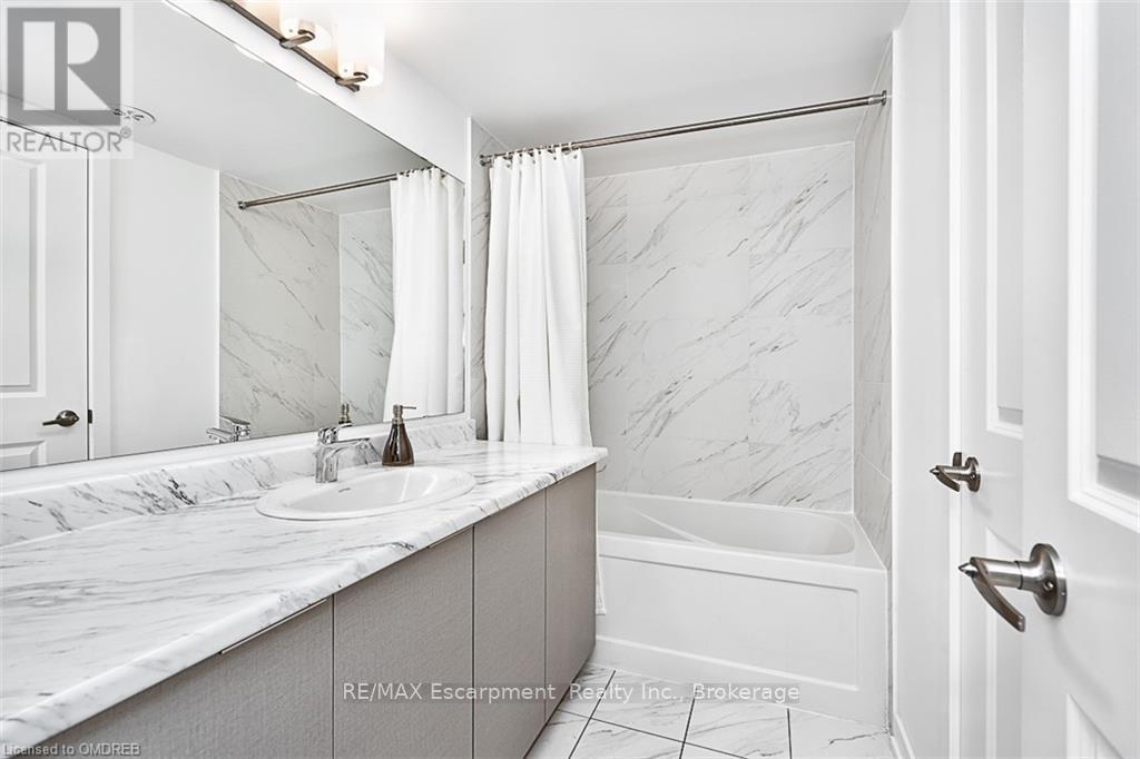 101 - 3058 Sixth Line, Oakville, Ontario  L6M 1P8 - Photo 14 - W10403586