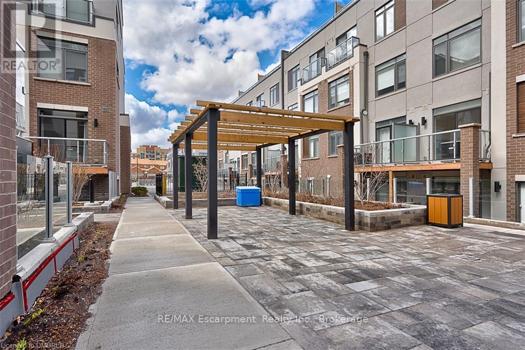 101 - 3058 Sixth Line, Oakville, Ontario  L6M 1P8 - Photo 17 - W10403586