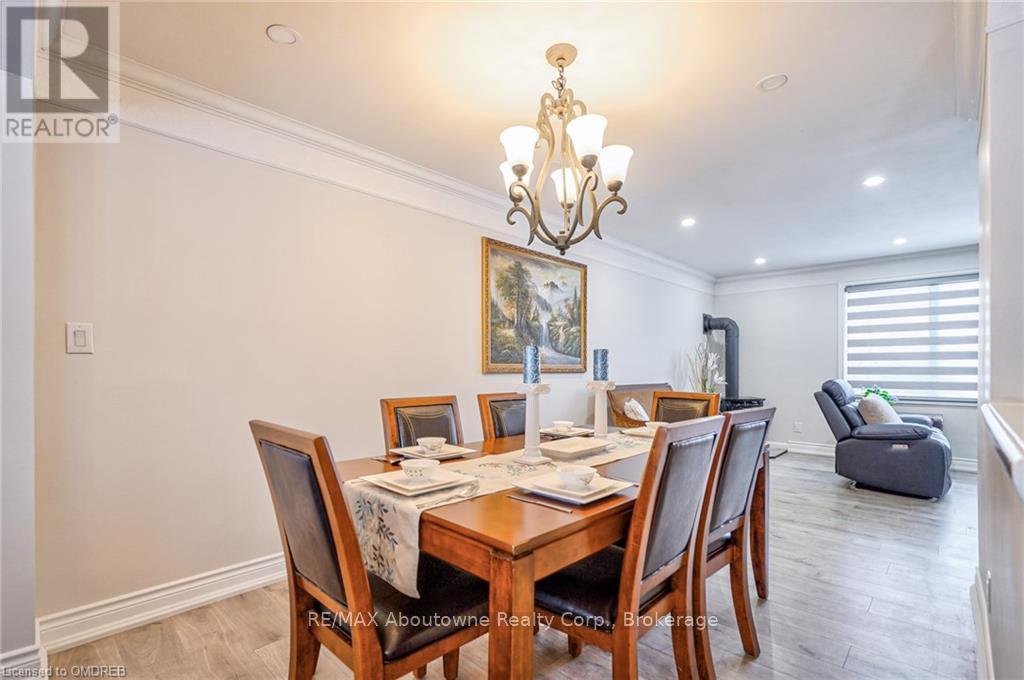 428 Henderson Road, Burlington, Ontario  L7L 2P8 - Photo 14 - W10403942