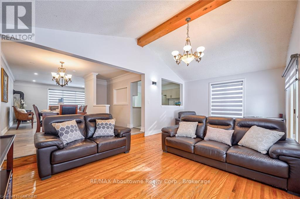428 Henderson Road, Burlington, Ontario  L7L 2P8 - Photo 16 - W10403942