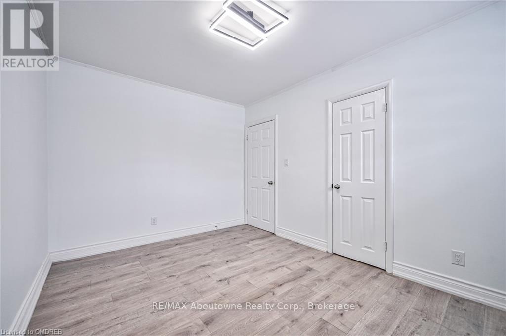 428 Henderson Road, Burlington, Ontario  L7L 2P8 - Photo 32 - W10403942