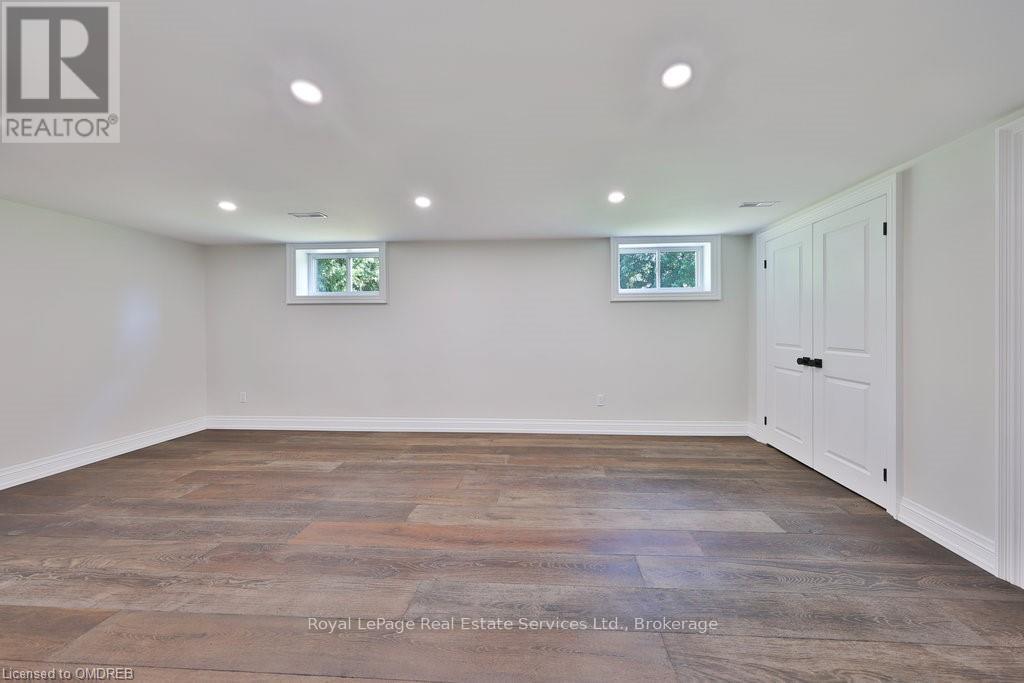 972 South Service Road, Mississauga, Ontario  L5E 1V1 - Photo 23 - W10404193
