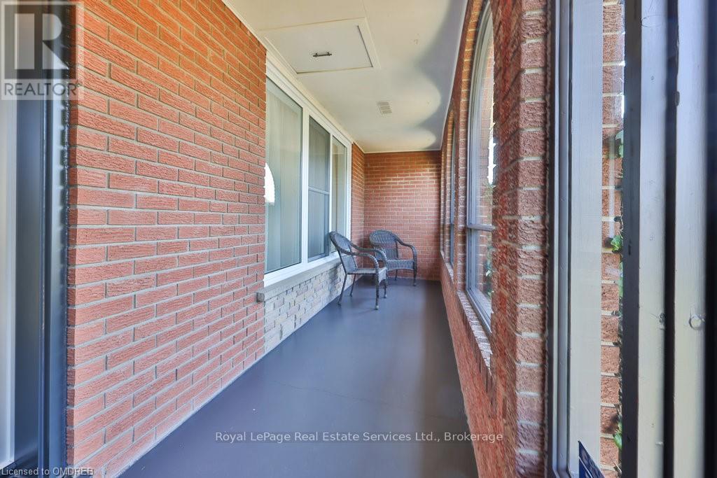 972 South Service Road, Mississauga, Ontario  L5E 1V1 - Photo 27 - W10404193