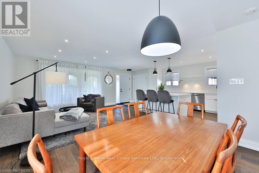 972 South Service Road, Mississauga, Ontario  L5E 1V1 - Photo 6 - W10404193