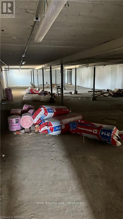 Rear - 414 Mud Street E, Hamilton, Ontario  L8J 3C6 - Photo 11 - X10403330