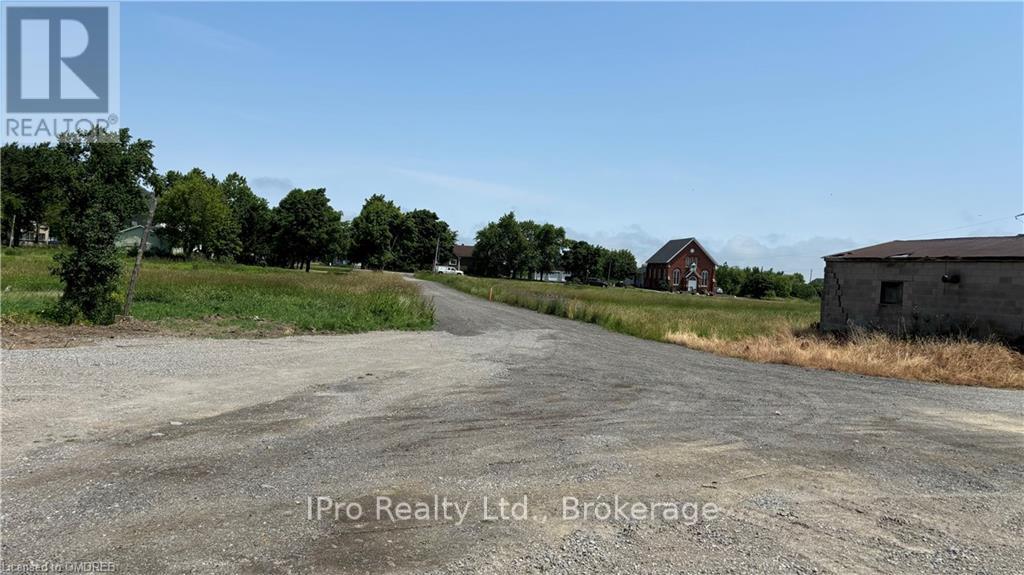 Rear - 414 Mud Street E, Hamilton, Ontario  L8J 3C6 - Photo 15 - X10403330