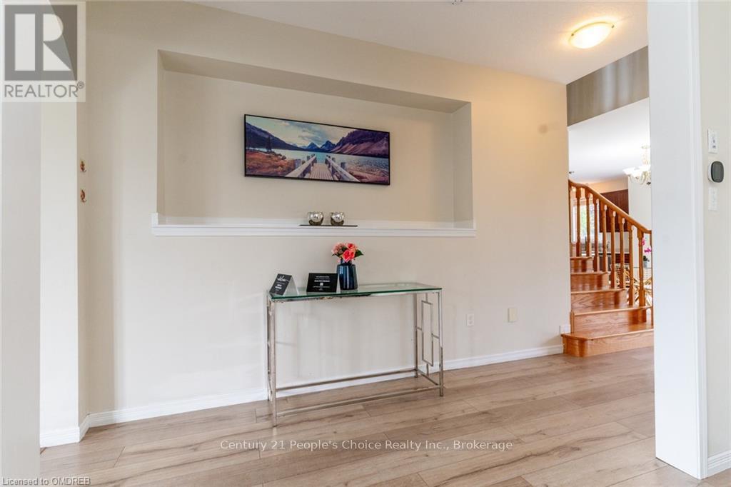 157 Hunter Way, Brantford, Ontario  N3T 0B2 - Photo 6 - X10403767