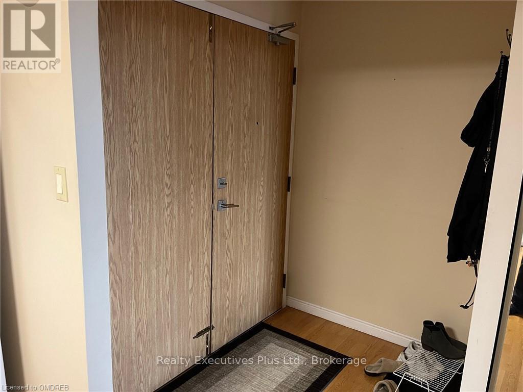 604 - 21 East Avenue S, Hamilton, Ontario  L8N 2T3 - Photo 2 - X10404024