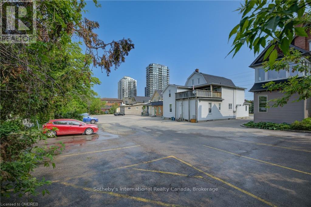 185 Park Street, Waterloo, Ontario  N2L 1Y7 - Photo 11 - X10404485