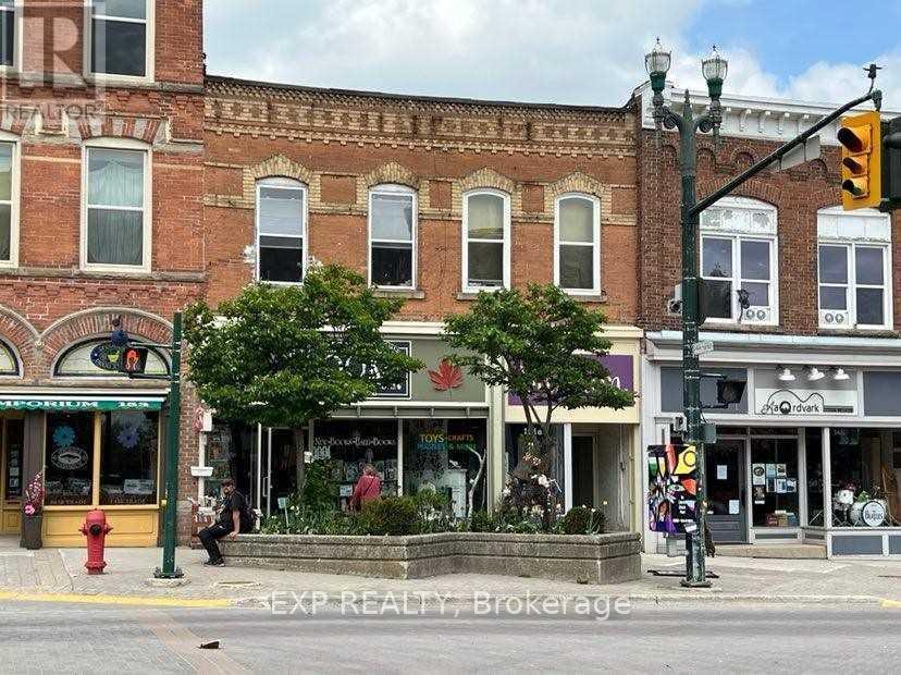 149-151 Broadway, Orangeville, Ontario  L9W 1K2 - Photo 2 - W11888870