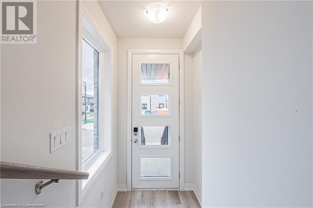 155 Equestrian Way Unit# 34, Cambridge, Ontario  N3E 0E8 - Photo 18 - 40683603