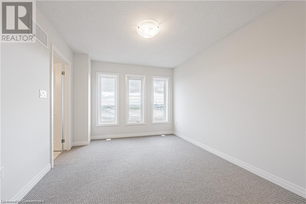 155 Equestrian Way Unit# 34, Cambridge, Ontario  N3E 0E8 - Photo 11 - 40683603