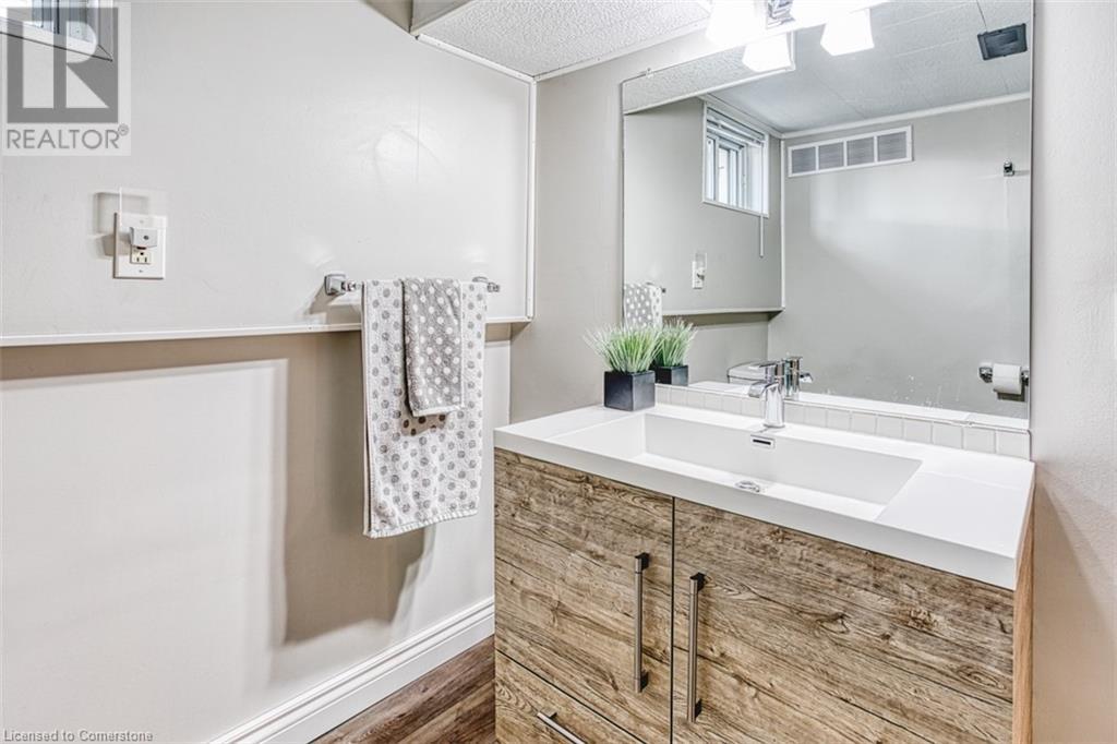 1 Blain Place, St. Catharines, Ontario  L2P 2R6 - Photo 36 - 40684234