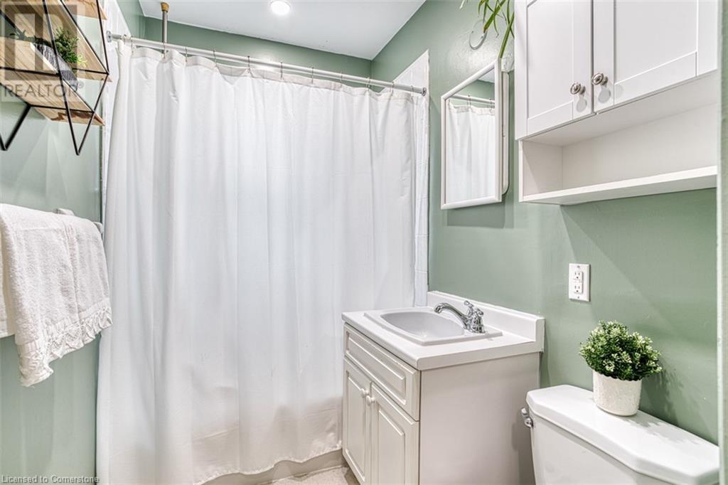 1 Blain Place, St. Catharines, Ontario  L2P 2R6 - Photo 25 - 40684234